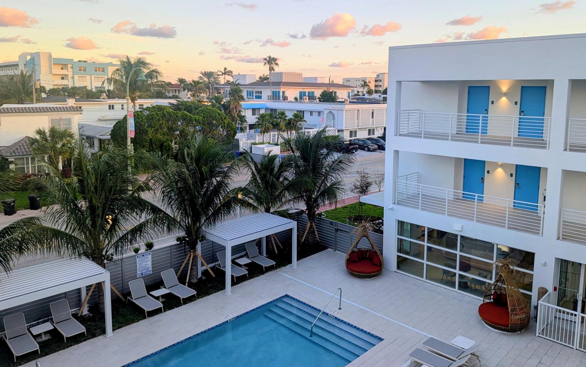 Sea Glass Beach Place, Trademark Collection By Wyndham Lauderdale-by-the-Sea Eksteriør bilde